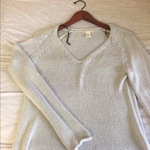 H&M light blue sweater
